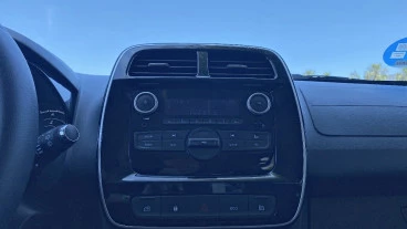 Dacia Spring Essential Electric 33kW (45CV)