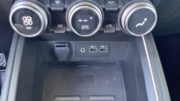 Renault Clio Techno TCe 90 (67kw)