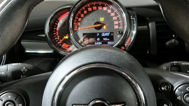 MINI COOPER 5 PUERTAS