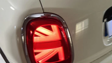 MINI COOPER 5 PUERTAS