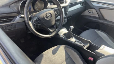 Toyota Avensis 2.0 150D EXECUTIVE