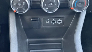 Renault Clio Zen TCe 67 kW (91CV)