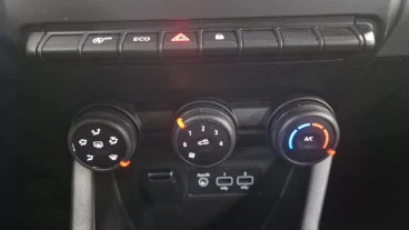 Renault Clio Business Blue dCi 74kW (100CV)