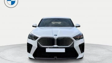 BMW iX2 xDrive30