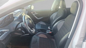 Peugeot 2008 Allure 1.2 PureTech 96KW (130CV)