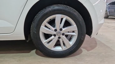 Volkswagen Polo Advance 1.0 59kW (80CV)