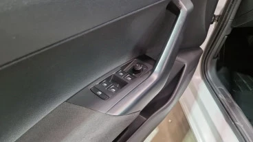 Volkswagen Polo Advance 1.0 59kW (80CV)