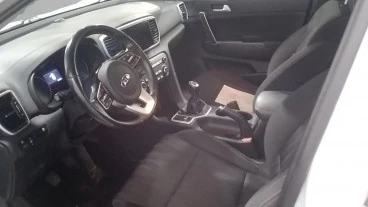 Kia Sportage 1.6 MHEV Business 100kW (136CV) 4x4