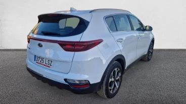 Kia Sportage 1.6 MHEV Business 100kW (136CV) 4x4