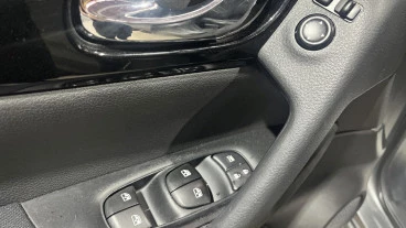 Nissan Qashqai DIG-T 103kW (140CV) mHEV 4x2 N-Connecta