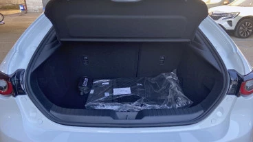 Mazda3 2.5L E-SKY G MHEV 103kW 6AT Prime-line