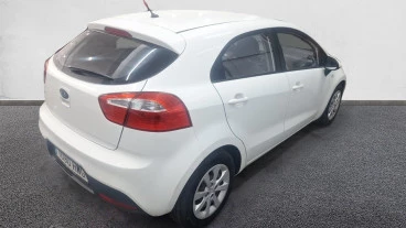 Kia Rio 1.2 CVVT 85cv Concept