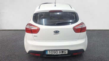 Kia Rio 1.2 CVVT 85cv Concept
