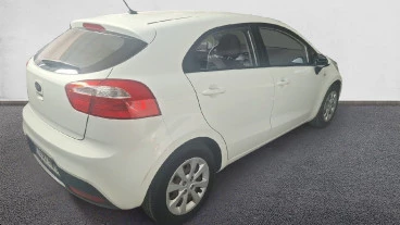 Kia Rio 1.2 CVVT 85cv Concept