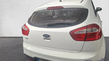 Kia Rio 1.2 CVVT 85cv Concept
