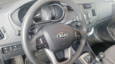 Kia Rio 1.2 CVVT 85cv Concept