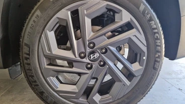 Hyundai Tucson 1.6T 215CV HEV AT 20 Aniversario Sky
