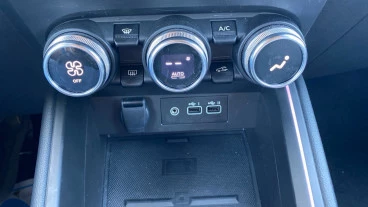 Renault Clio techno Eco-G 100cv (74kW)