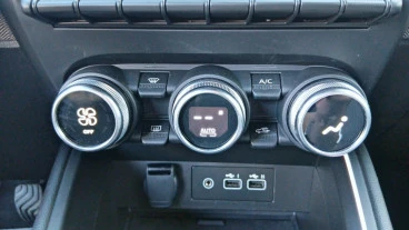 Renault Clio techno Eco-G 100cv (74kW)