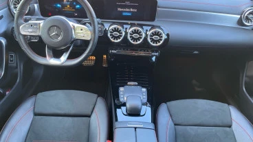 Mercedes-Benz CLA CLA 200 D DCT 4MATIC Shooting Brake