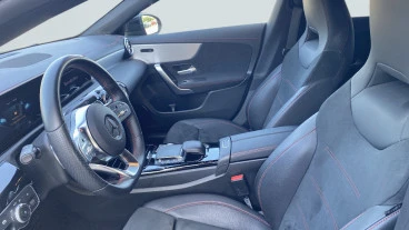 Mercedes-Benz CLA CLA 200 D DCT 4MATIC Shooting Brake