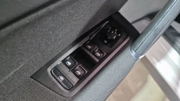 Volkswagen Touran Advance 1.6 TDI BMT DSG