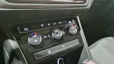 Volkswagen Touran Advance 1.6 TDI BMT DSG