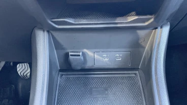 Renault Captur techno Eco-G 100cv (74 kW)