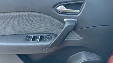 Renault Captur techno Eco-G 100cv (74 kW)