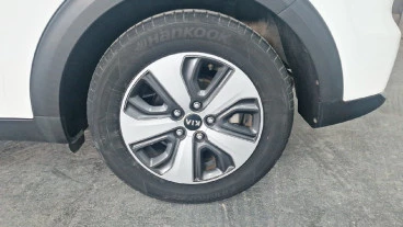 Kia Niro 1.6 GDi Híbrido Concept