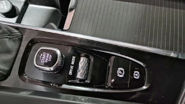 Volvo XC60 2.0 D4 Business Plus Auto