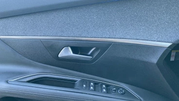 Peugeot 3008 1.5L BlueHDi 96kW (130CV) S&S Active