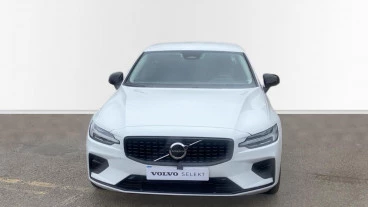 Volvo S60 B4(G) FWD Plus Dark Auto