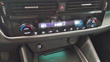 Nissan Qashqai DIG-T 103kW N-Connecta