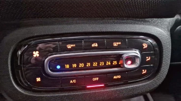 Smart fortwo 0.9 66kW (90CV) COUPE