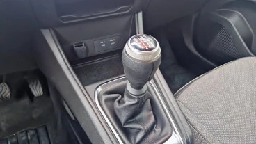 Renault Captur techno Eco-G 100cv (74 kW)