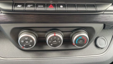 Renault Trafic Furgón L1H1 Blue dCi 96 Kw (130 CV)