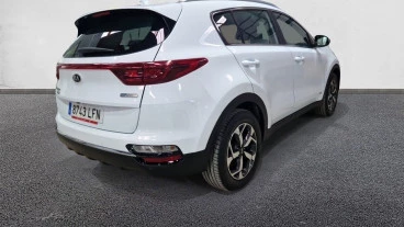 Kia Sportage 1.6 MHEV Business 100kW (136CV) 4x4