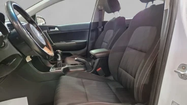 Kia Sportage 1.6 MHEV Business 100kW (136CV) 4x4