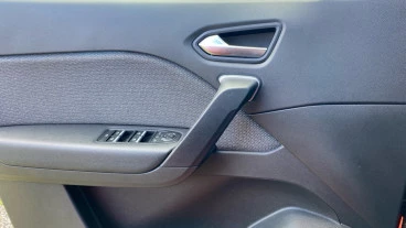 Renault Captur techno Eco-G 100cv (74 kW)