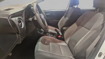 Toyota Auris 1.4 90D Active