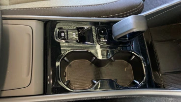 Volvo XC40 2.0 B3 G Plus Dark Auto