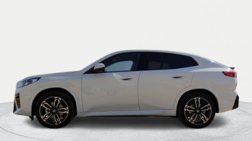 BMW iX2 eDrive20