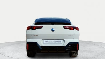 BMW iX2 eDrive20