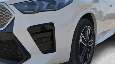 BMW iX2 eDrive20