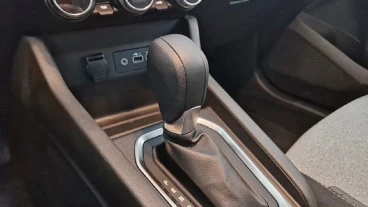 Renault Clio Evolution E-Tech full hybrid 145 (103kw)