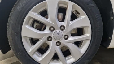 Kia Carens 1.6 GDi 99kW (135CV) Drive