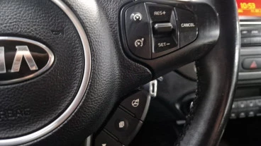 Kia Carens 1.6 GDi 99kW (135CV) Drive