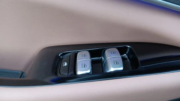 EBRO S900 PHEV 1.5 TGDI 3DHT 4X4 Luxury