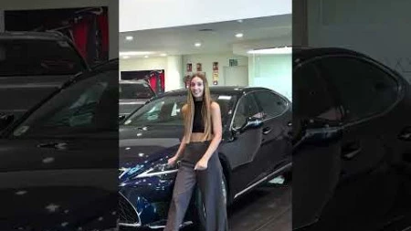 ANDREA BAUTISTA SOBRE VENTA PRIVADA LEXUS MADRID
